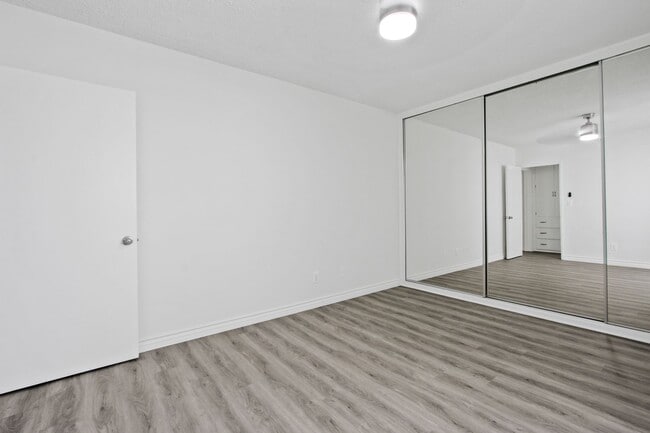 Photo - 402 Montana Ave Unit 10