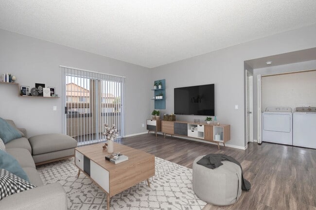 Club Pacifica Apartment Homes - Club Pacifica Apartment Homes