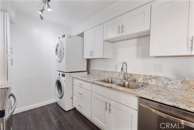 Building Photo - 433 S Manhattan Pl Unit 209