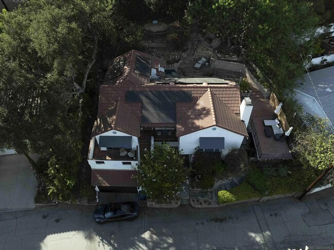 Photo - 2925 Graceland Way