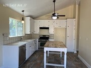 Photo - 429 E Avenue J7