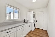 Photo - 2034 Charle St House