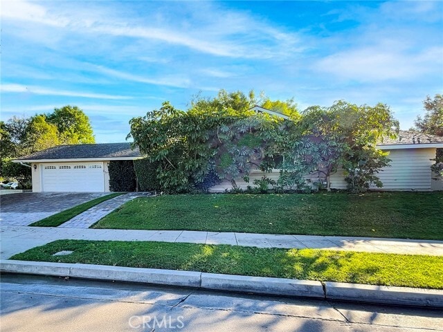 Photo - 19756 Collier St