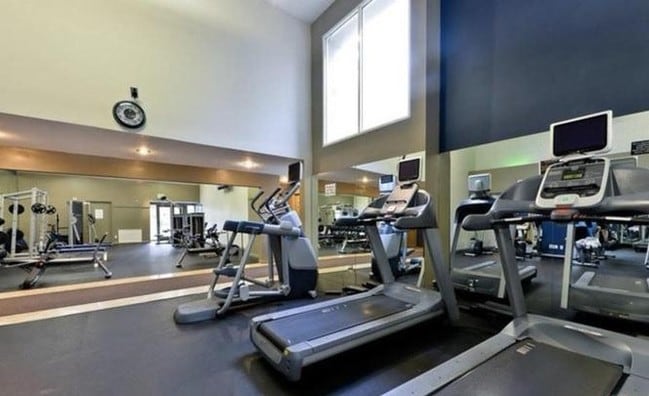 Fitness Center - 5540 Owensmouth Ave Unit 220