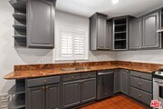 Photo - 2030 Kelton Ave