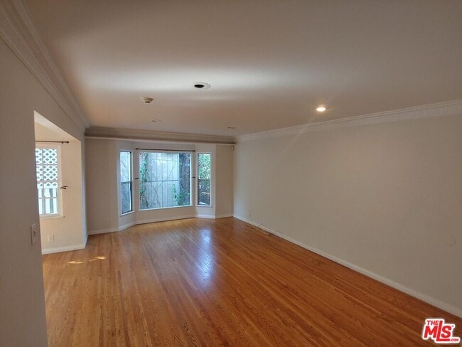 Photo - 9066 Shoreham Dr Unit # 1