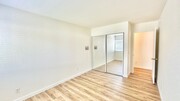 Photo - Darling, Entry Level, Corner-End Condo Uni...