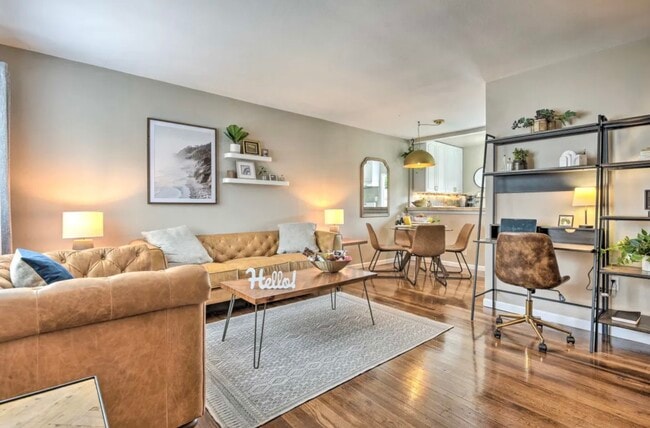 Photo - 504 N Rosemary Ln Unit 504