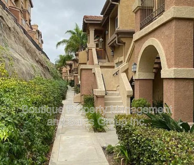 Photo - 30902 Club House Dr