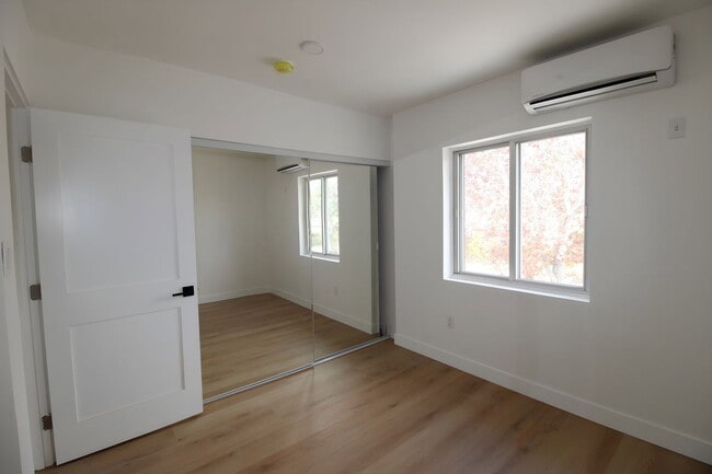 Photo - 9013 Ramsgate Ave