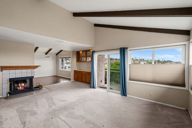 Photo - Top Floor Harbor View Condo 2 bed-2 bath Unit 4