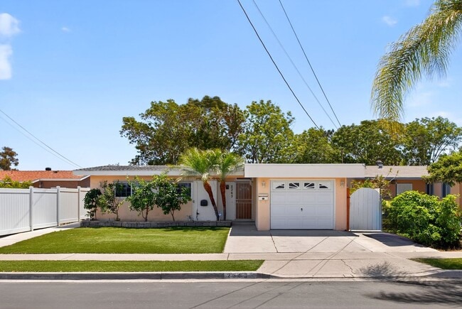 Building Photo - Updated 3 Bed / 2 Bath Home in Linda Vista...