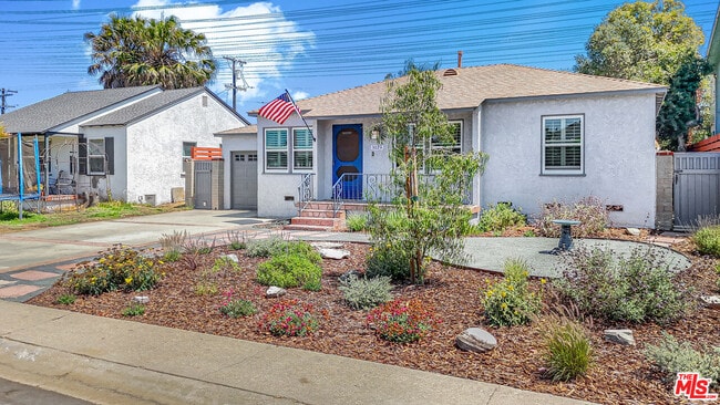 Photo - 3020 Dow Ave