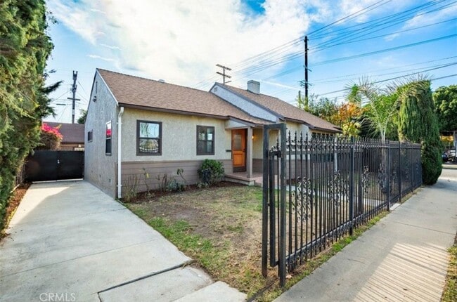 Building Photo - 8960 Helms Pl
