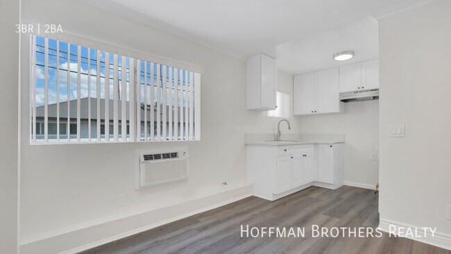 Photo - 227 S Carondelet St Unit 105
