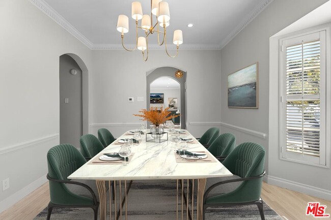 Photo - 9683 W Olympic Blvd