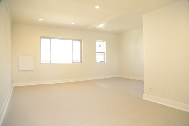 Photo - 229 Bicknell Ave Unit 205