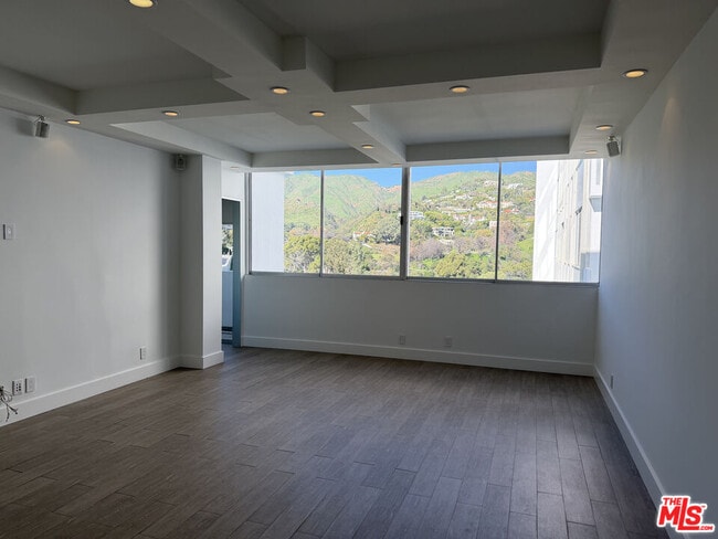 Photo - 17350 Sunset Blvd Unit 704C