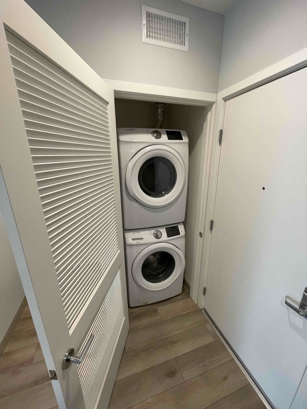 Photo - 10925 Hartsook St