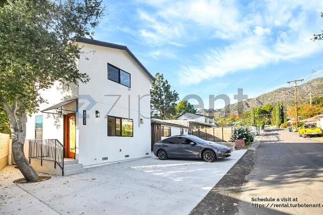 Photo - 4935 Cloud Ave