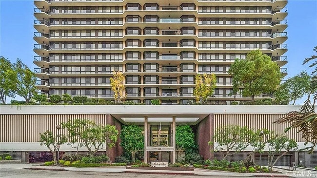 Building Photo - 222 Monterey Rd Unit 904