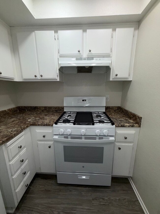 Photo - 4119 Van Buren Boulevard Unit 28