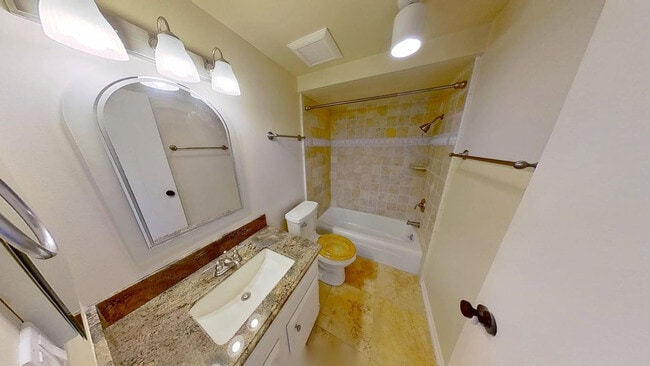 Photo - 4754 La Villa Marina