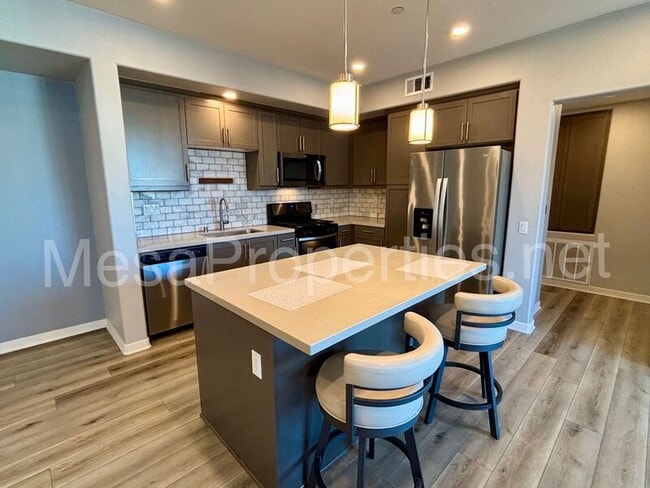 Photo - 9352 Solaire Pl