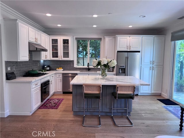 Building Photo - 2553 Santa Ana Ave