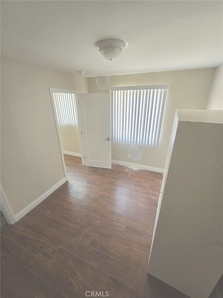 Photo - 628 W 59th Pl
