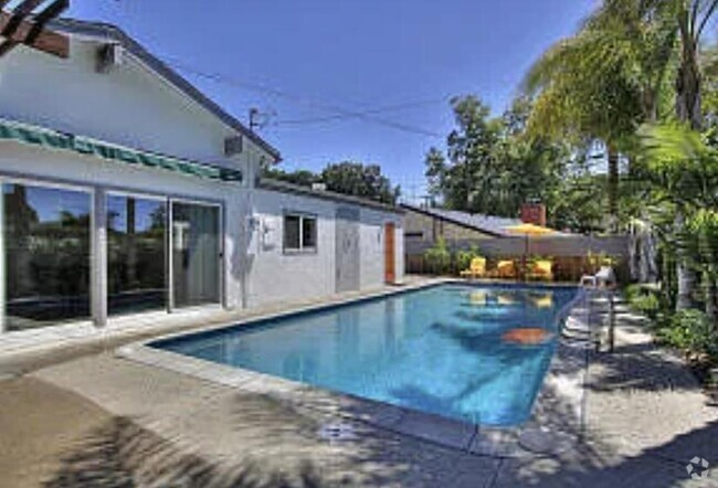 Building Photo - 345 N Ontare Rd Rental