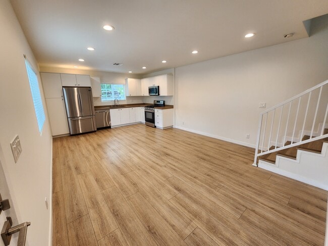 Building Photo - 14203 Burton St