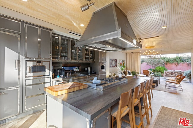 Photo - 812 Brooks Ave