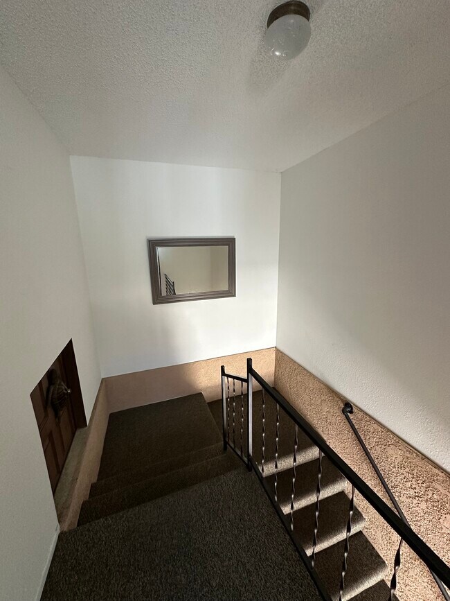 Photo - 1107 W 23rd St Unit B