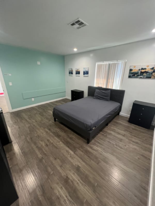 Photo - 14836 Archwood St Apartment Unit 11