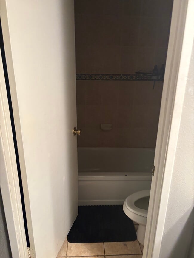 Photo - 5500 Lindley Ave Unit 116
