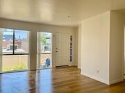 Photo - 108 W Maple St