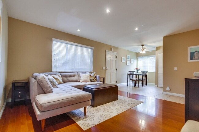 Building Photo - Heart of Normal Heights! 2 Bedrooms w/ In Unit Washer/Dryer! Two Assigned Gated Parking Spaces!