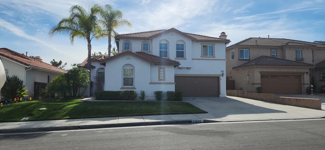 Building Photo - 32849 Northshire Cir