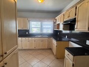 Photo - 417 W 52nd Pl