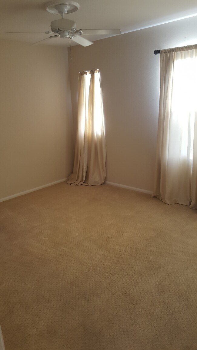 Photo - 10622 Golden Willow Trail