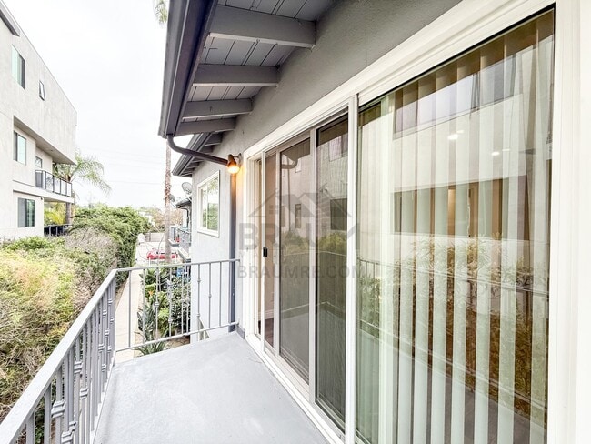 Photo - 5917 Laurel Canyon Blvd Unit 7