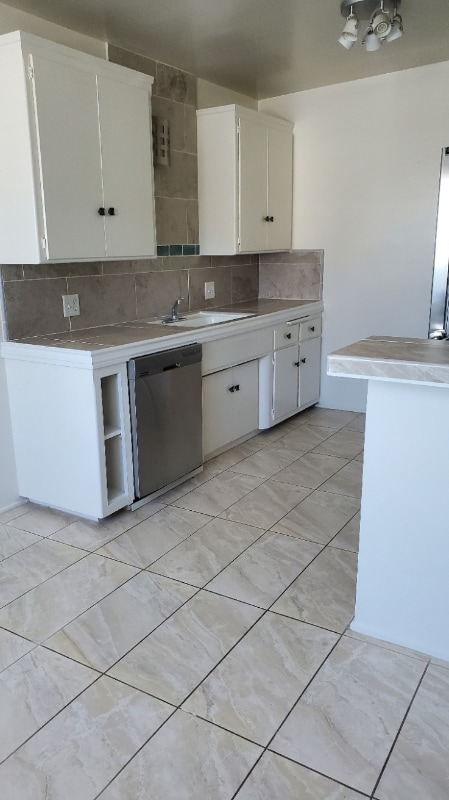 Photo - 1150 Manhattan Beach Blvd Unit 6