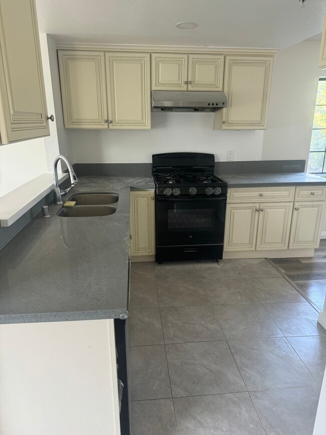 Photo - 5018 Rosemead Blvd Unit Apt D