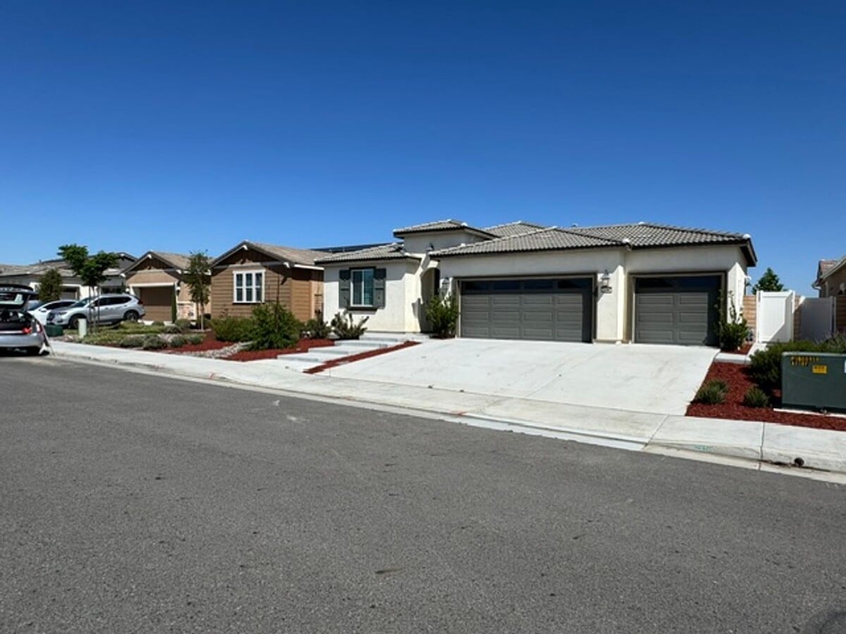 Photo - Beautiful Home awaits for you!