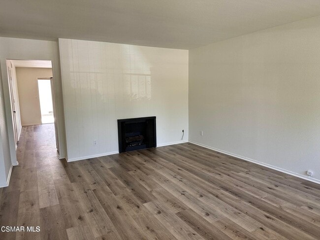 Photo - 32130 Watergate Rd