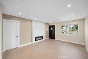 Photo - 13950 Stagg St House