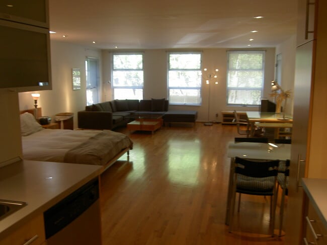 furnished example - 8245 Kirkwood Dr House