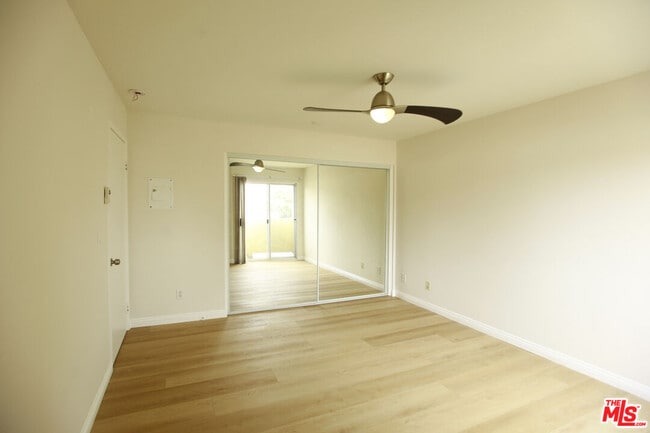 Photo - 833 Orange Grove Ave Unit 3