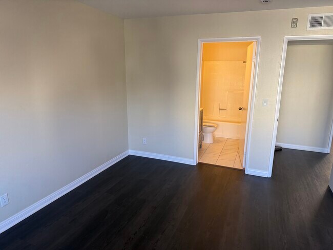 Master bathroom attached bathroom - 9920 Jordan Ave Unit 7